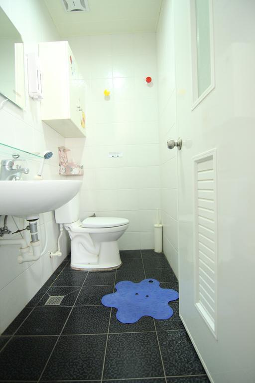Tainan Travel Inn - Chenggong Univ. Bagian luar foto