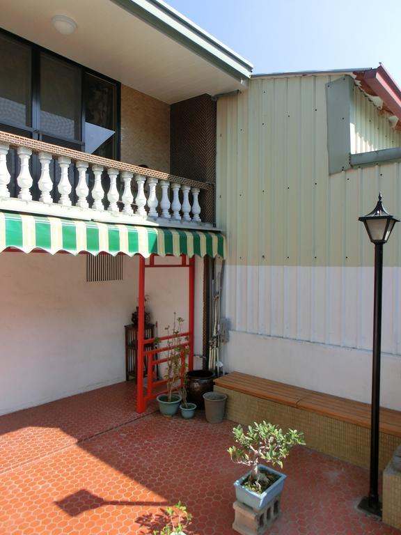 Tainan Travel Inn - Chenggong Univ. Bagian luar foto