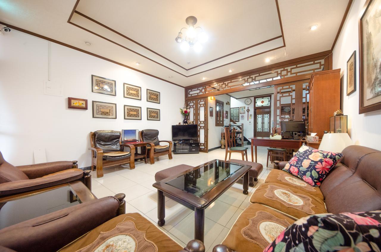 Tainan Travel Inn - Chenggong Univ. Bagian luar foto